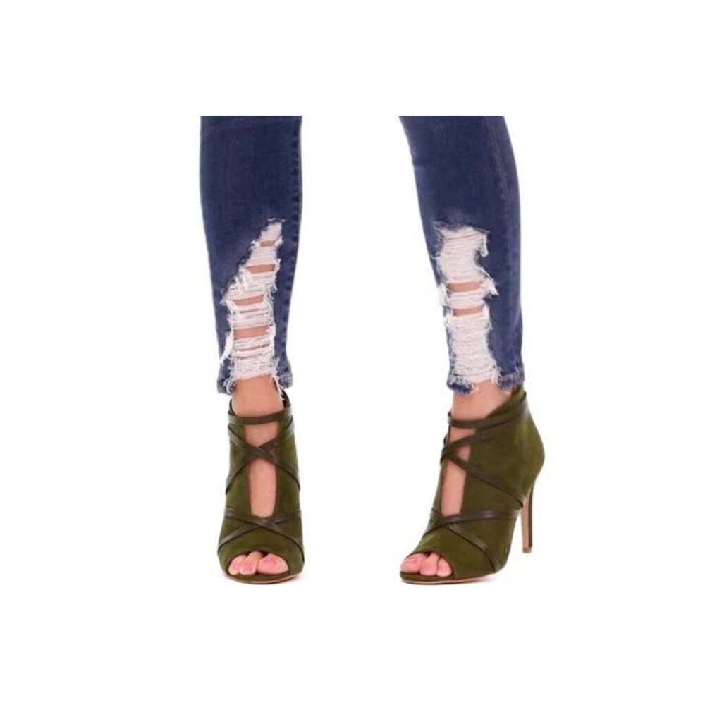 NWOT Journee Collection Samara Stiletto Heeled Boot